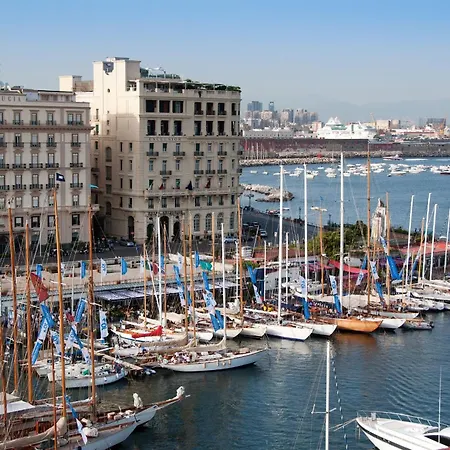 Neapolis Santa Lucia 4* Napoli